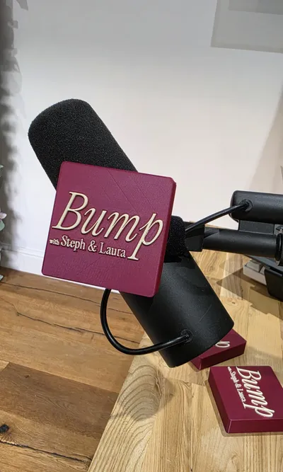 Bump with Steph & Laura custom 3D printed Shure SM7B microphone cover by 3dandfun