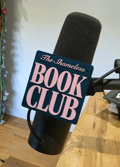 The Shameless Book Club custom 3D printed microphone cover by 3dandfun