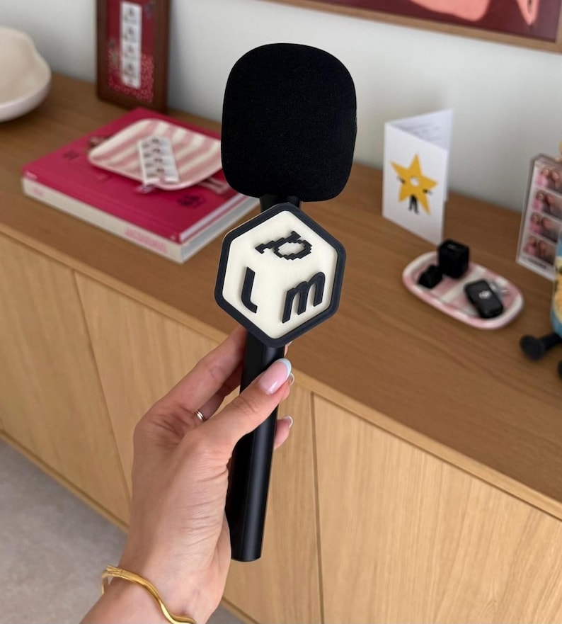 RODE Wireless Interview GO compatible Microphone Logo Cover